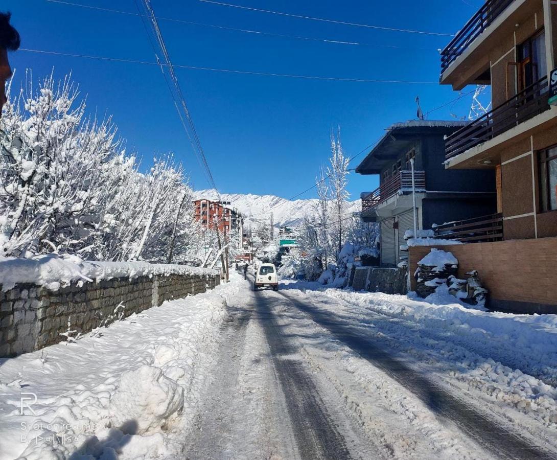 Hotel Shami Inn Manali Stz-1001 马拉里 外观 照片